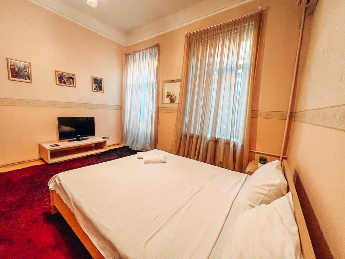 Apartment - Independence Square Київ Екстер'єр фото